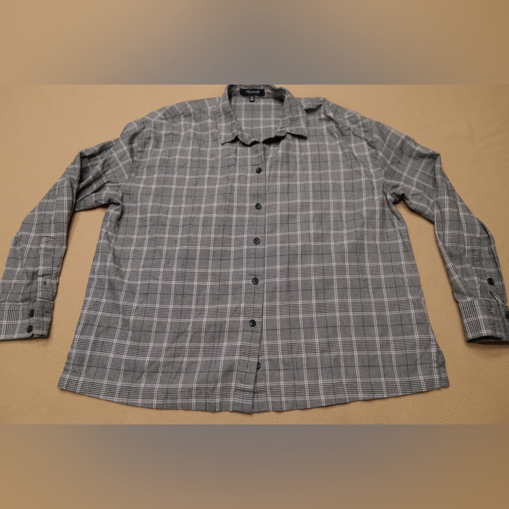 Madewell Gray Plaid Button Down Shirt